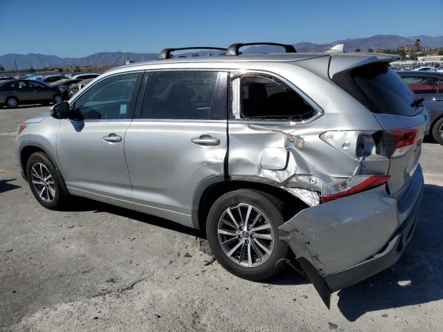  TOYOTA HIGHLANDER 2017 Silver