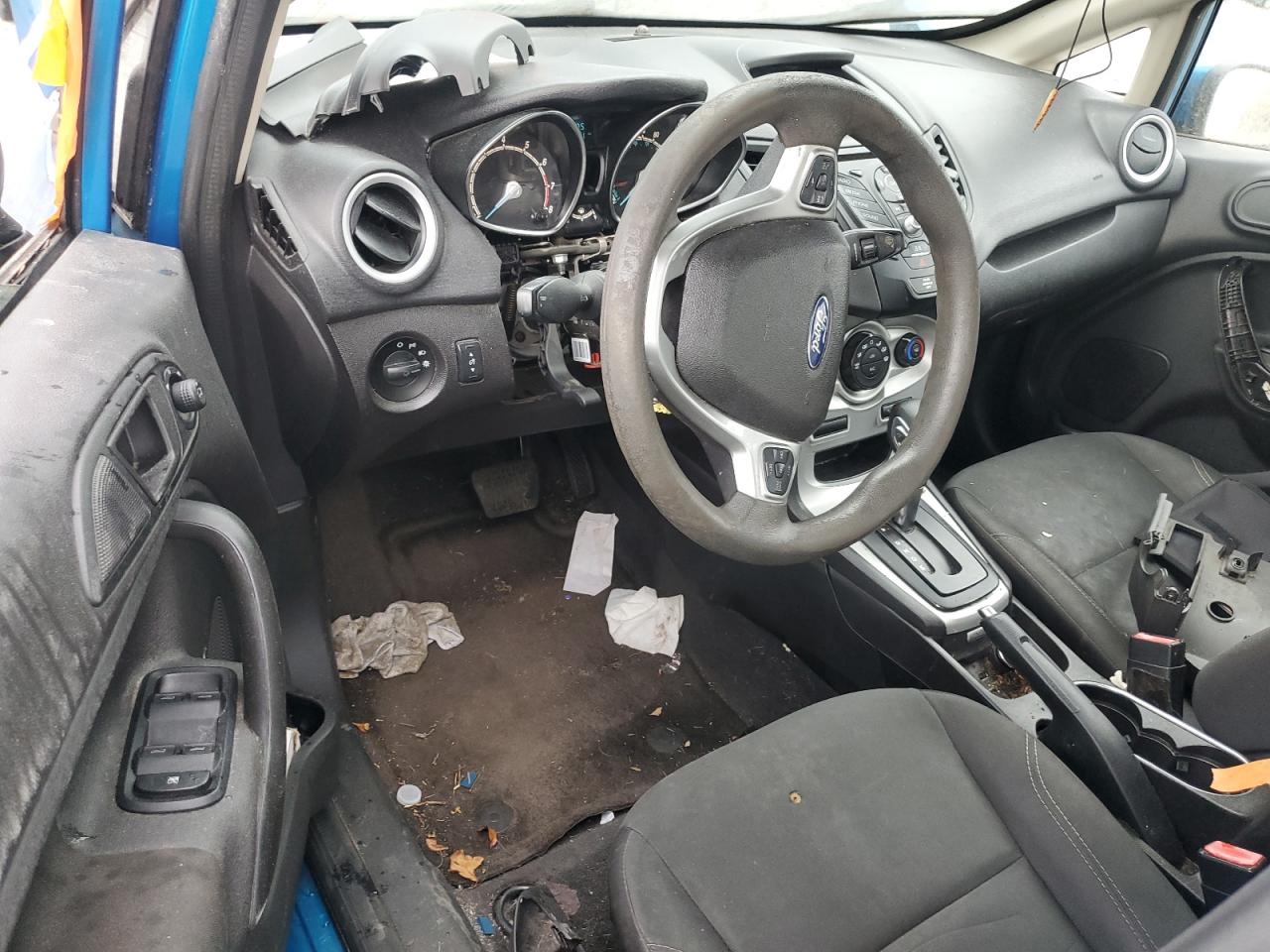 3FADP4BJ8HM156828 2017 Ford Fiesta Se