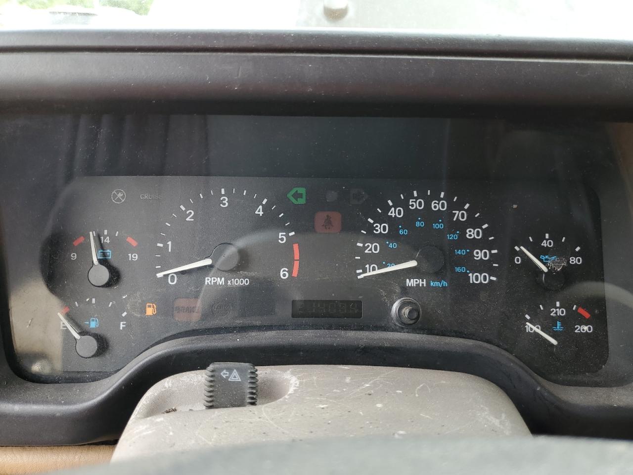 1998 Jeep Wrangler / Tj Sport VIN: 1J4FY19S4WP739900 Lot: 64238095