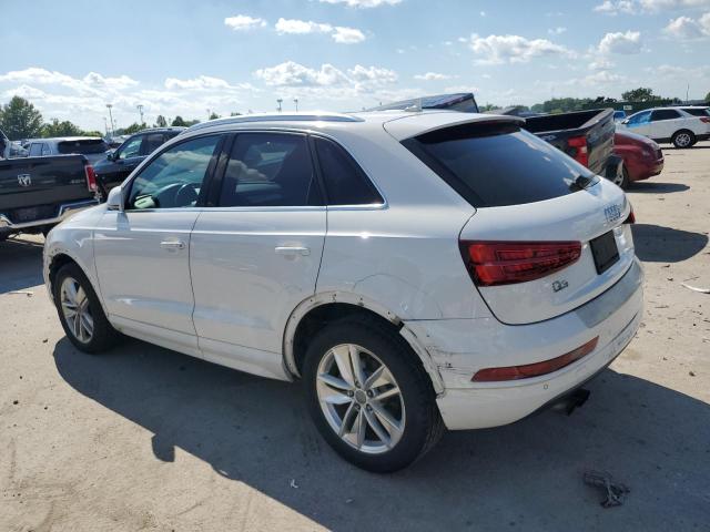Паркетники AUDI Q3 2016 Белы