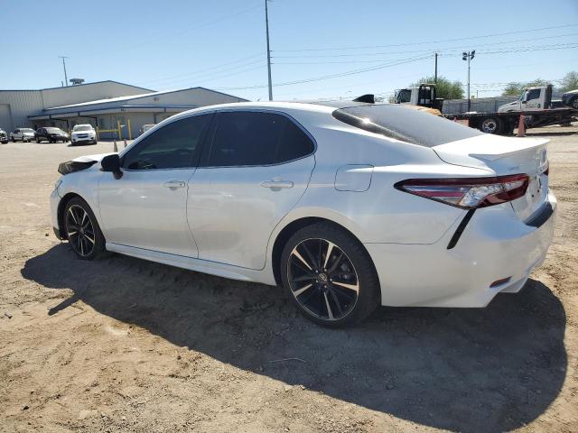  TOYOTA CAMRY 2019 Белы