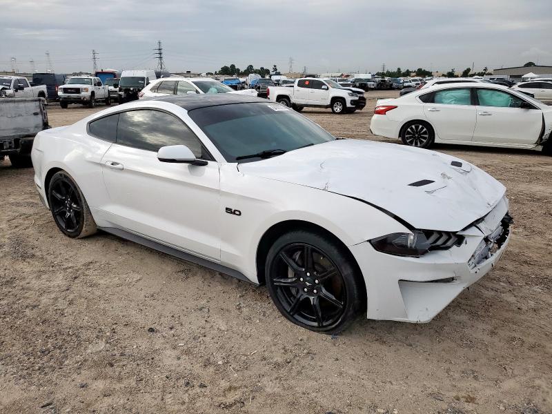  FORD MUSTANG 2019 Biały