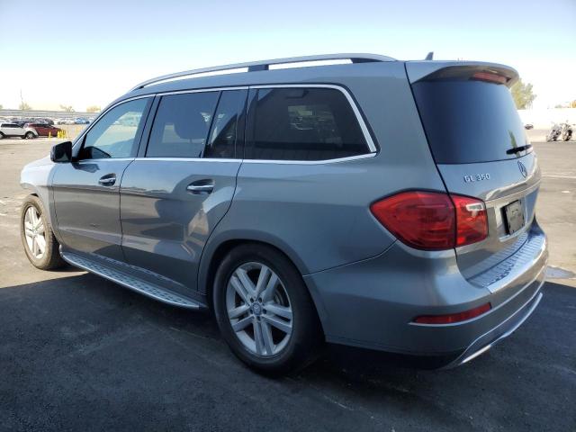 Parquets MERCEDES-BENZ GL-CLASS 2016 Srebrny