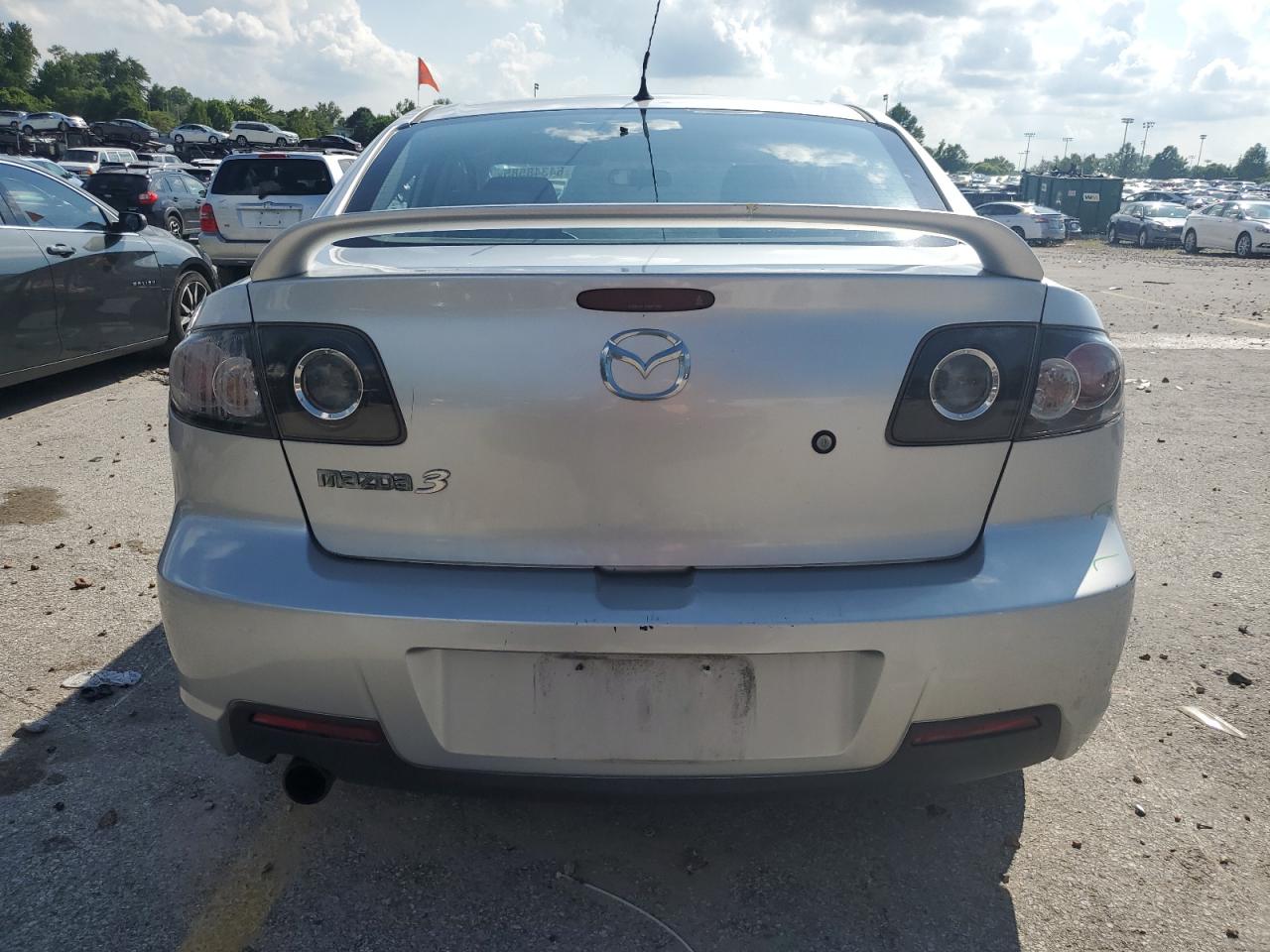 2007 Mazda 3 I VIN: JM1BK12F971693326 Lot: 64348585