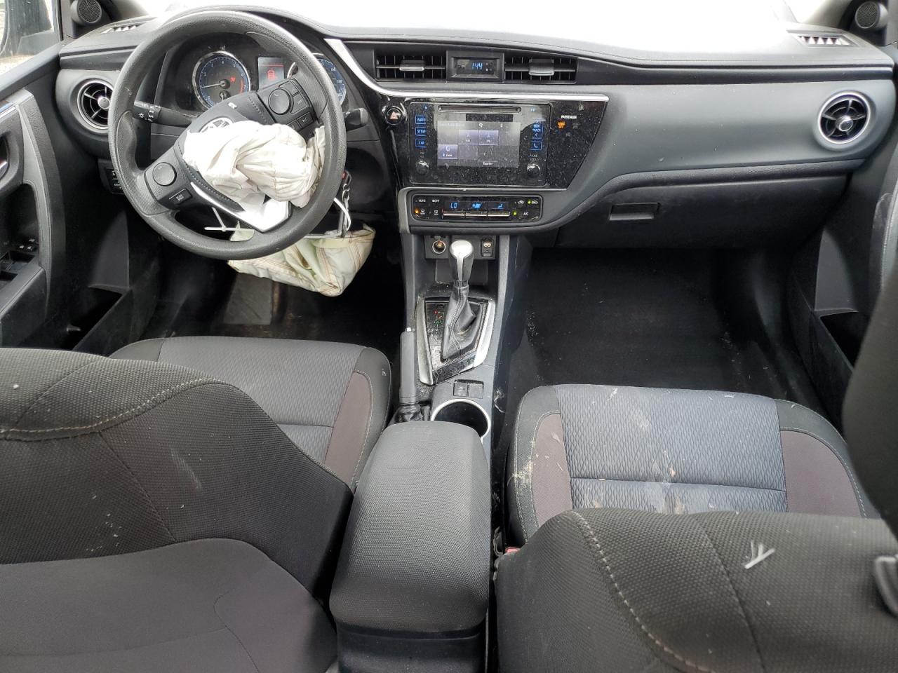 2017 Toyota Corolla L VIN: 2T1BURHE0HC951611 Lot: 64735605