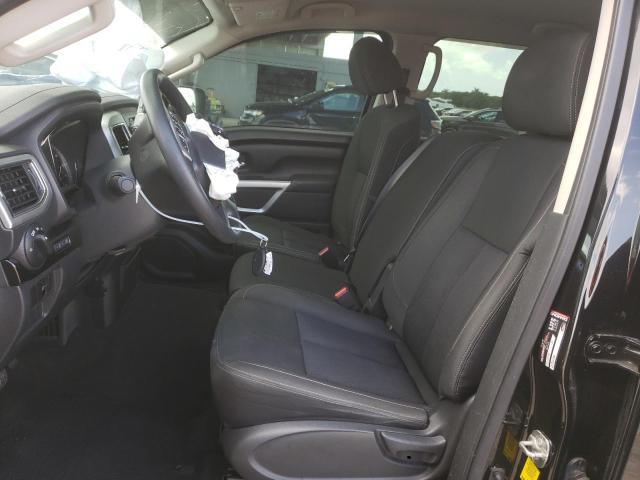  NISSAN TITAN 2019 Czarny