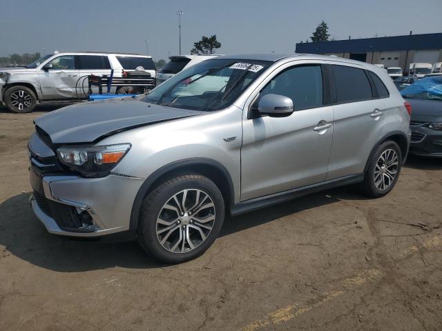  MITSUBISHI OUTLANDER 2018 Серебристый