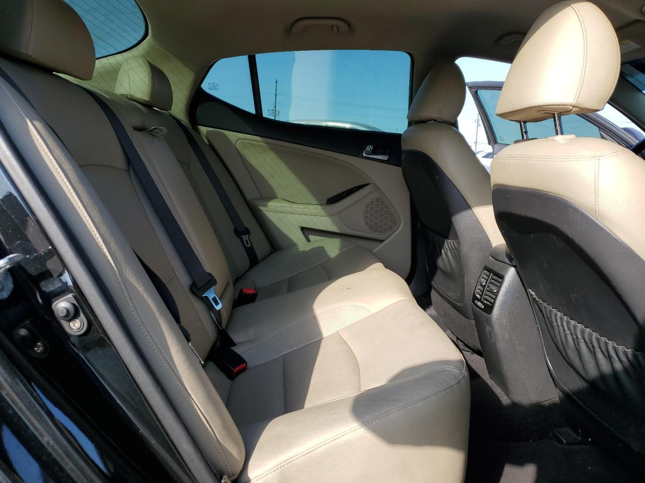2015 Kia Optima Hybrid VIN: KNAGN4AD5F5080025 Lot: 65628165