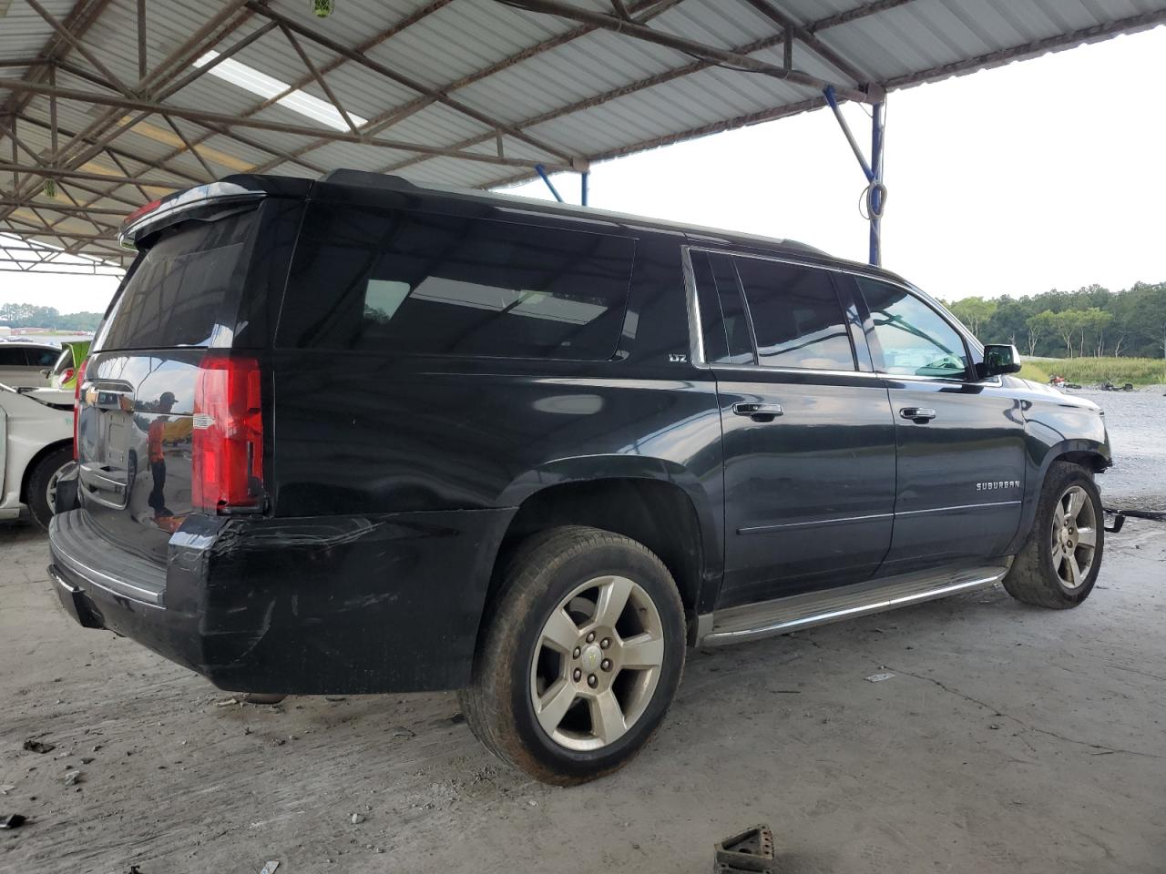 2015 Chevrolet Suburban K1500 Ltz black null gas 1GNSKKKC6FR552331 photo #4