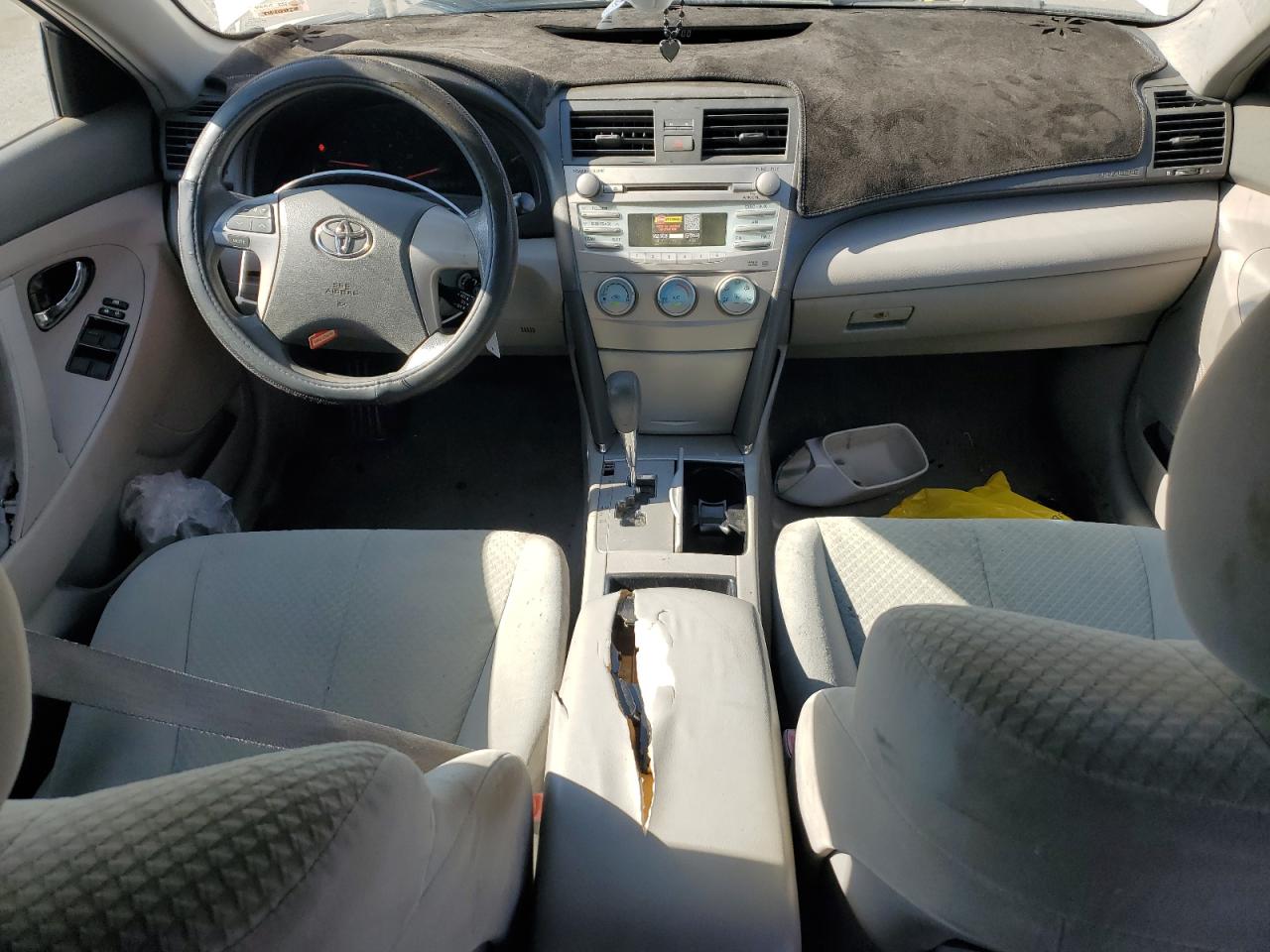 2009 Toyota Camry Base VIN: 4T1BE46K29U795869 Lot: 65002255
