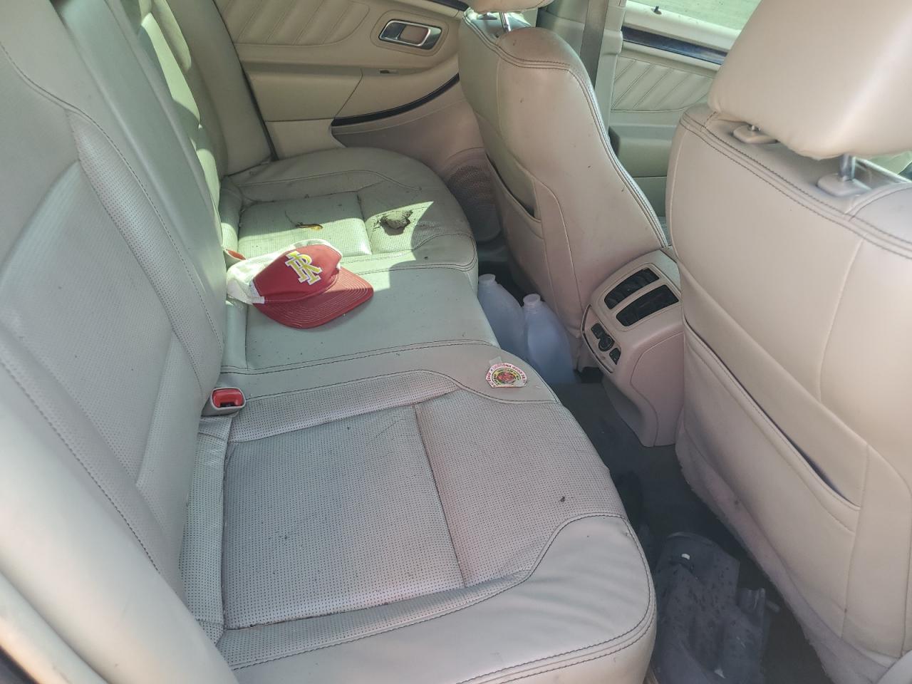 2010 Ford Taurus Limited VIN: 1FAHP2FW0AG140229 Lot: 64846685