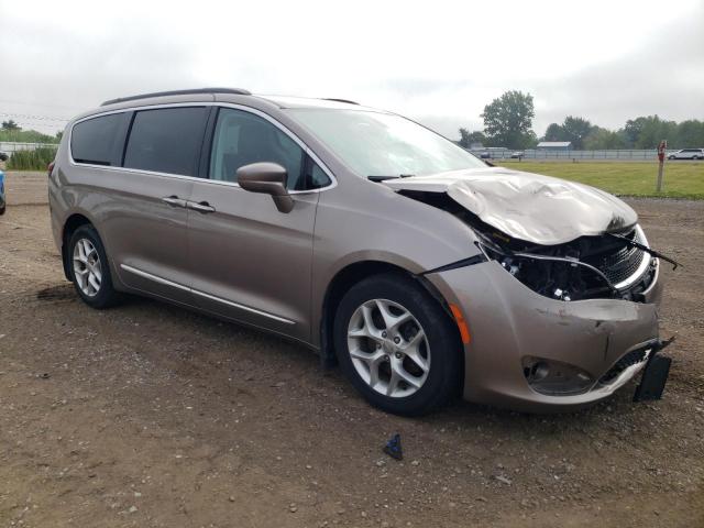  CHRYSLER PACIFICA 2017 tan