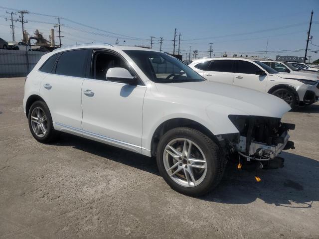  AUDI Q5 2017 White