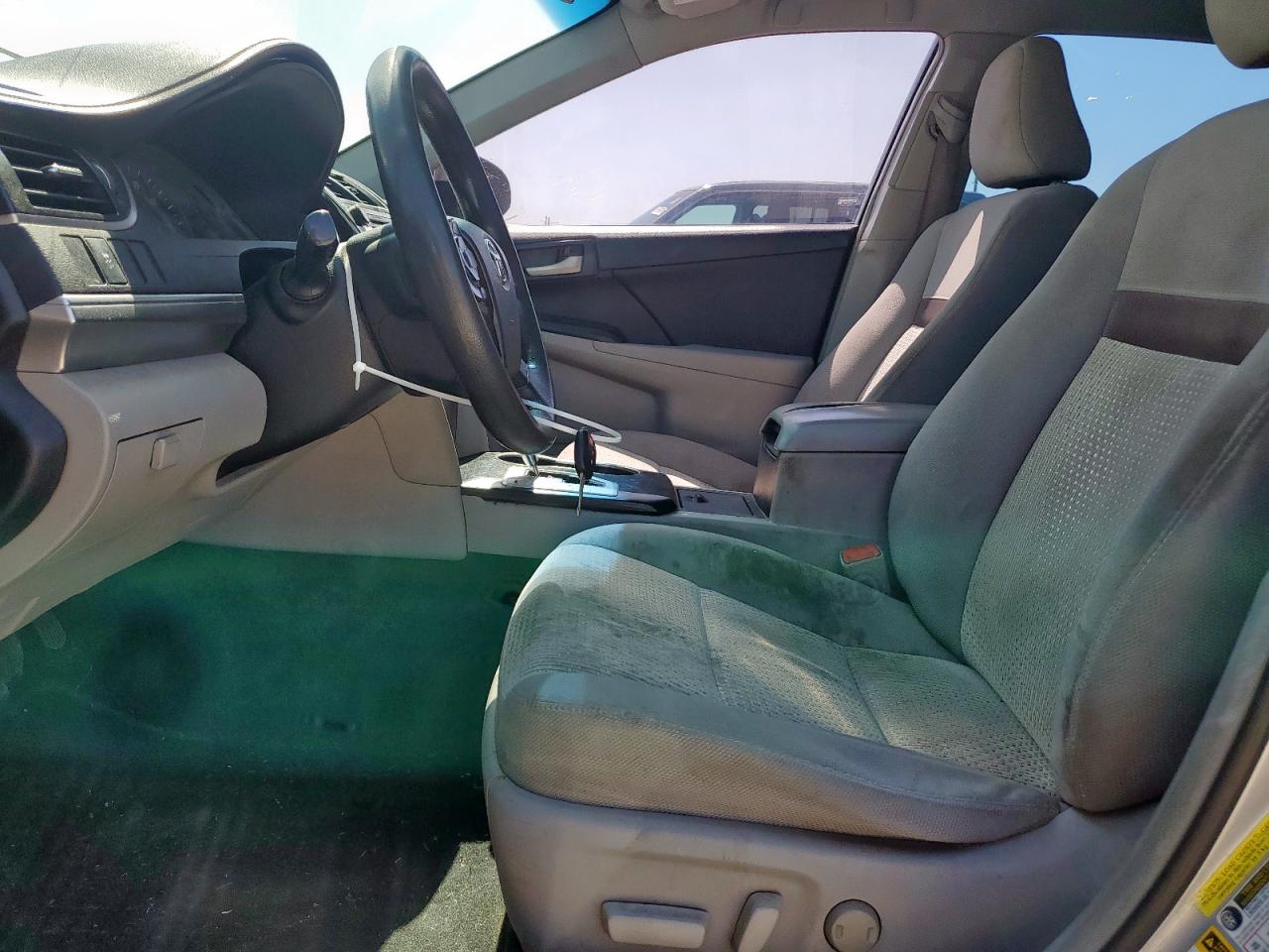 2014 Toyota Camry L VIN: 4T4BF1FK5ER393324 Lot: 65596445