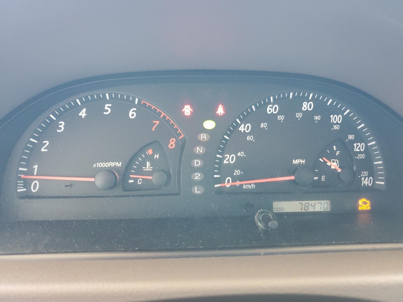 2003 Toyota Camry Le VIN: 4T1BF32K33U037690 Lot: 64048245