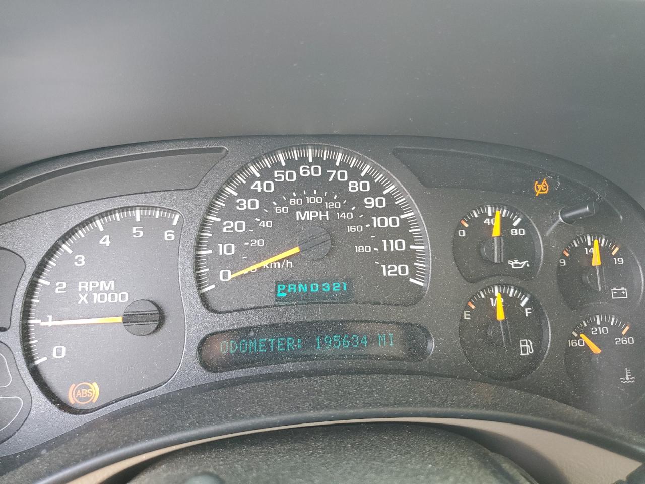 2005 Chevrolet Suburban K1500 VIN: 1GNFK16Z55J218718 Lot: 64479405