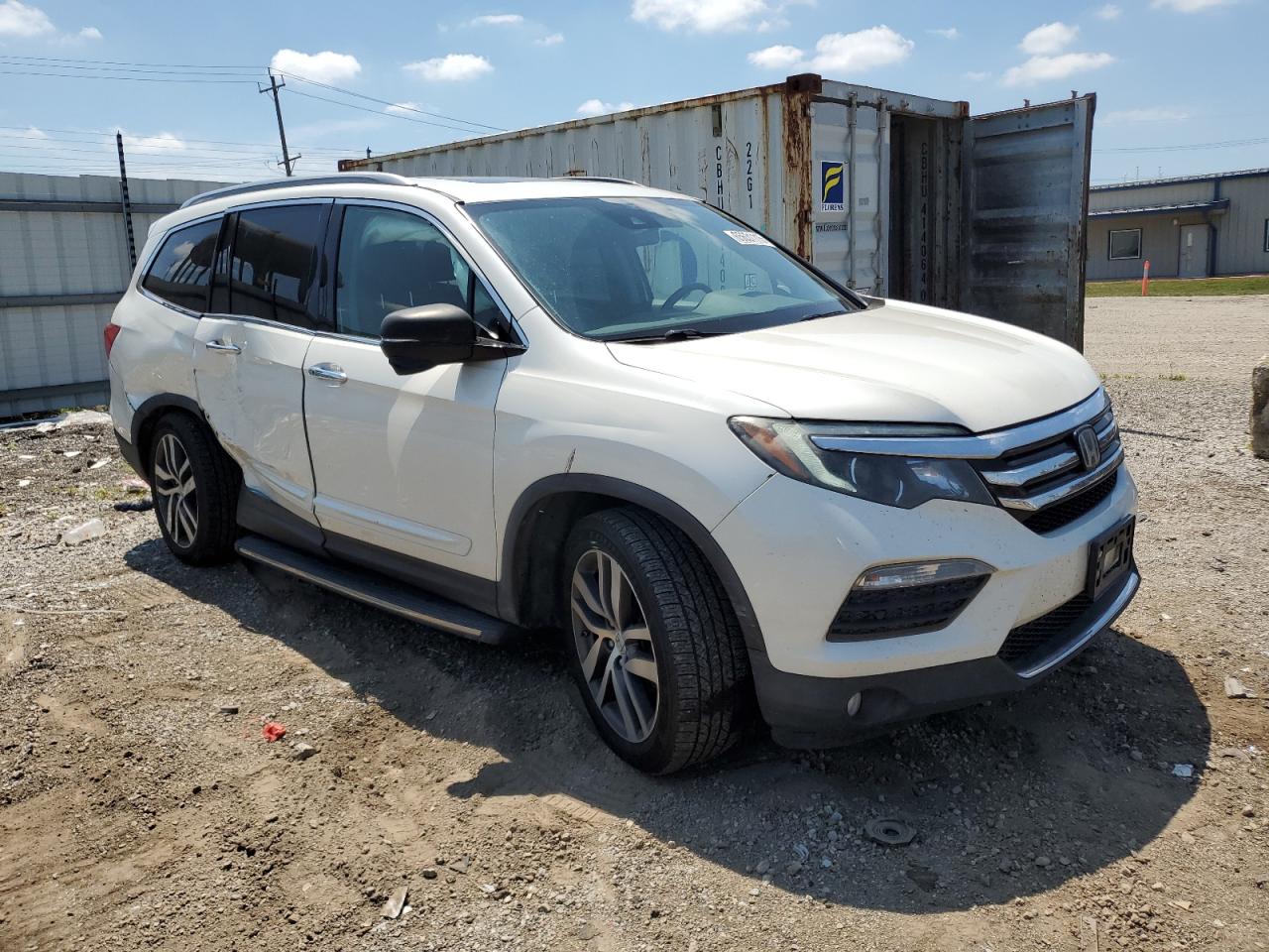 2017 Honda Pilot Touring VIN: 5FNYF6H92HB029990 Lot: 65631115