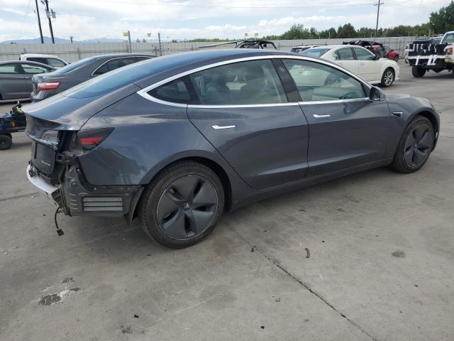  TESLA MODEL 3 2019 Szary