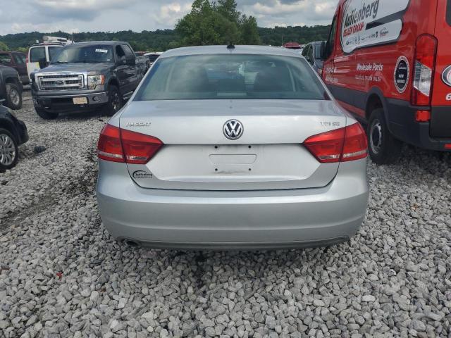  VOLKSWAGEN PASSAT 2012 Silver
