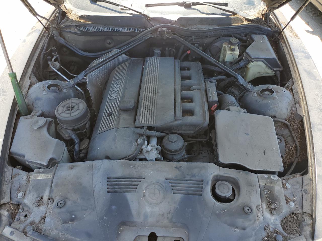 2004 BMW Z4 2.5 VIN: 4USBT33504LS51981 Lot: 64143935