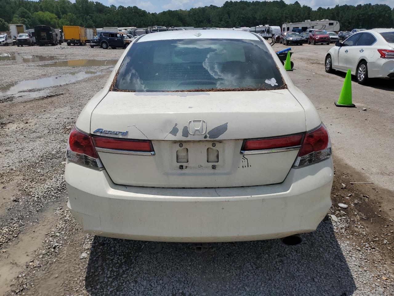 2011 Honda Accord Exl VIN: 1HGCP2F81BA036621 Lot: 64525975
