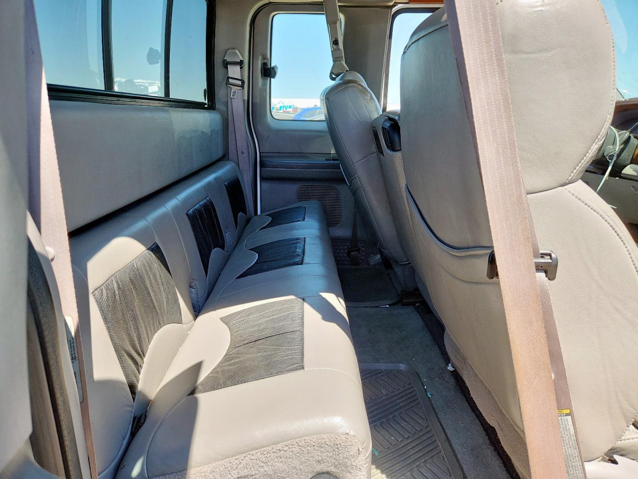 1999 Ford F250 Super Duty VIN: 1FTNX21F3XEE53588 Lot: 64113385