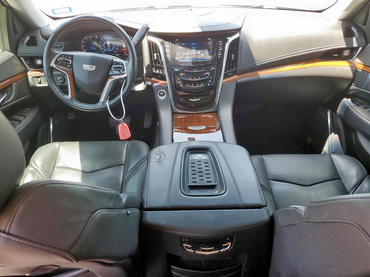 2017 Cadillac Escalade Luxury VIN: 1GYS4BKJ4HR279680 Lot: 64054655