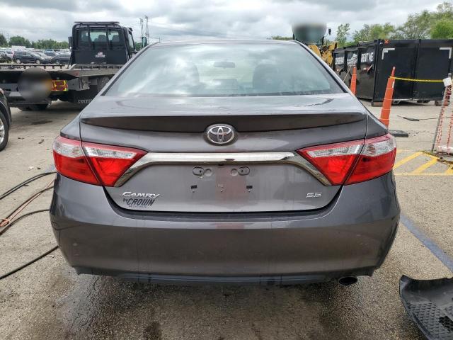  TOYOTA CAMRY 2017 Серый