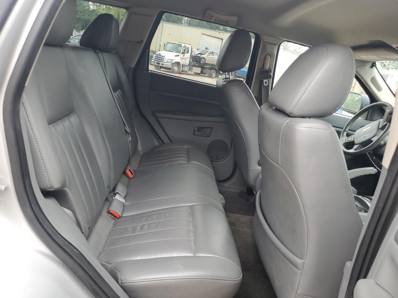 2007 Jeep Grand Cherokee Laredo VIN: 1J8GR48K97C675414 Lot: 64250255
