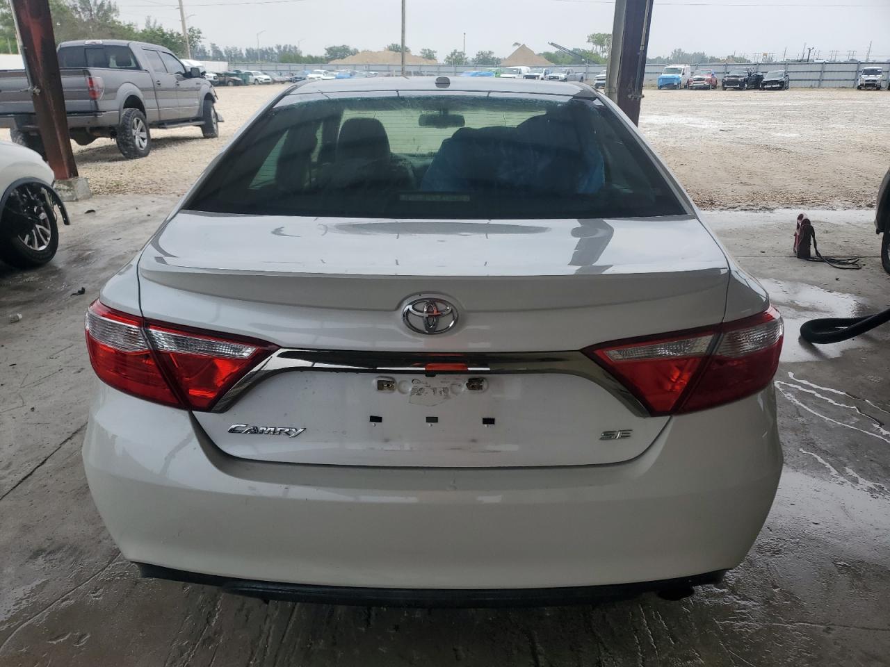 2016 Toyota Camry Le VIN: 4T1BF1FK7GU174359 Lot: 63599705