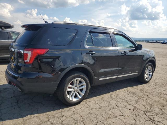 FORD EXPLORER 2018 Czarny