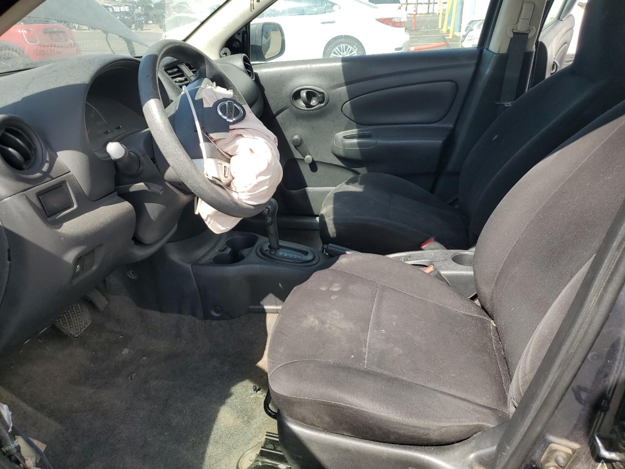 2015 Nissan Versa S VIN: 3N1CN7AP9FL811121 Lot: 66557225