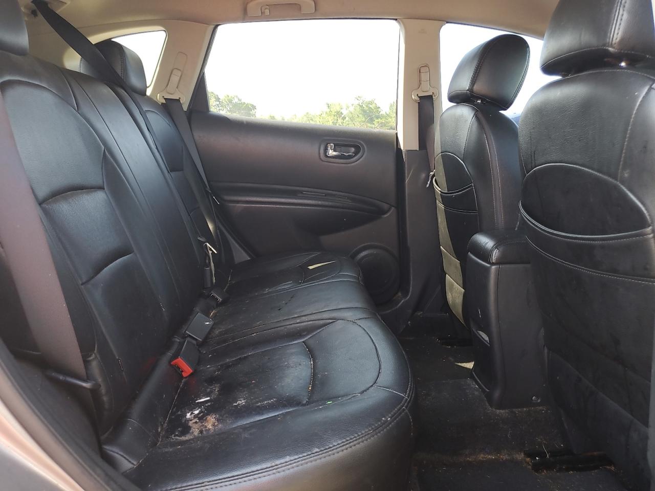 2010 Nissan Rogue S VIN: JN8AS5MT6AW007327 Lot: 63922595