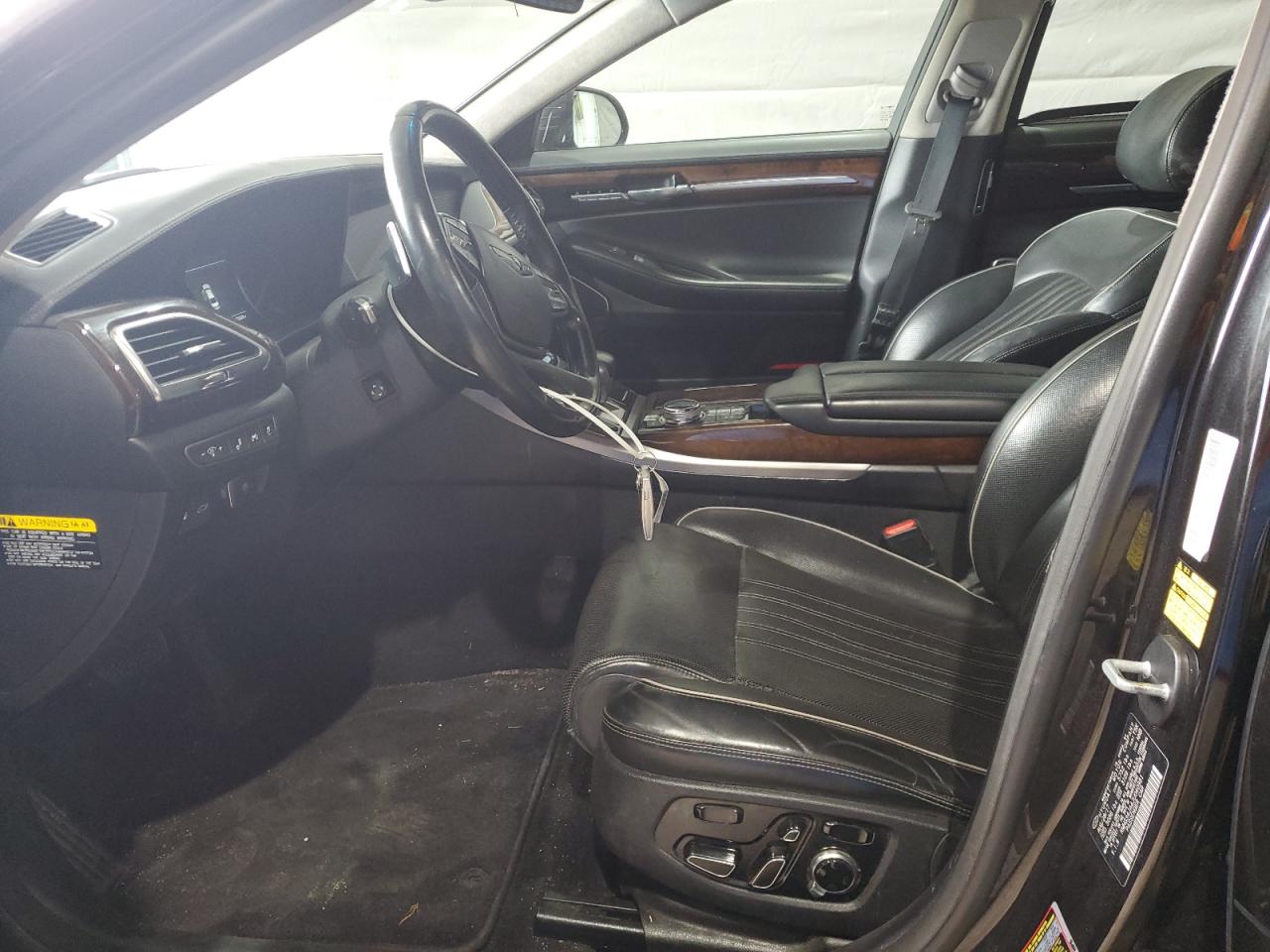2018 Genesis G90 Premium VIN: KMHG34JA4JU040981 Lot: 64394015