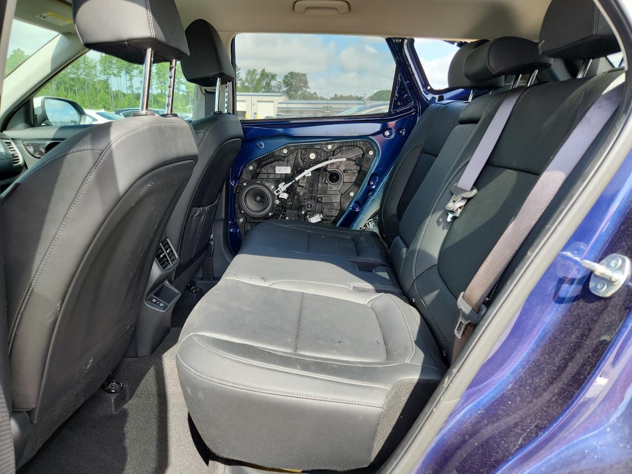 2024 Kia Seltos Sx VIN: KNDETCA77R7630662 Lot: 64676425