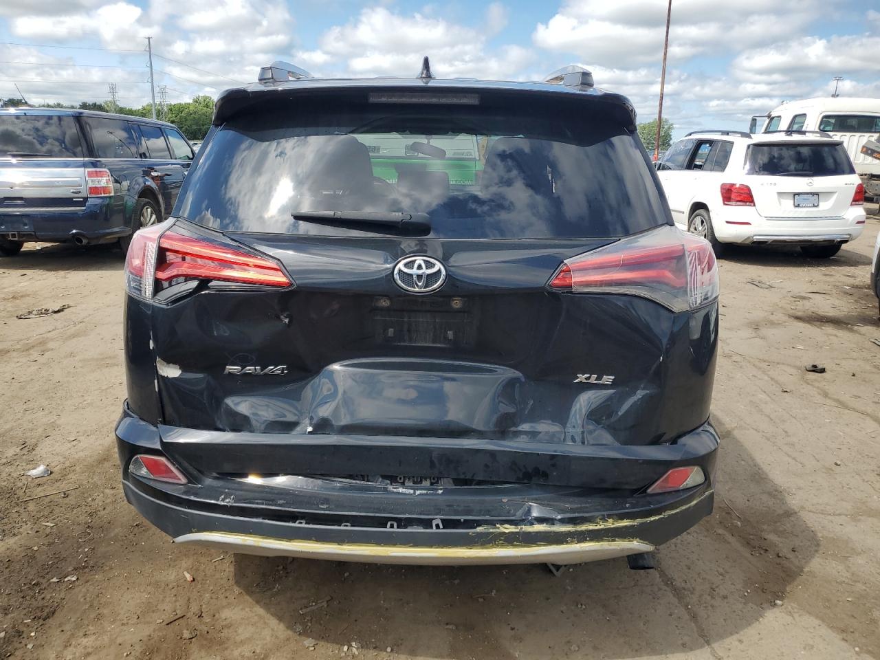 2016 Toyota Rav4 Xle VIN: 2T3WFREV2GW255109 Lot: 65366535