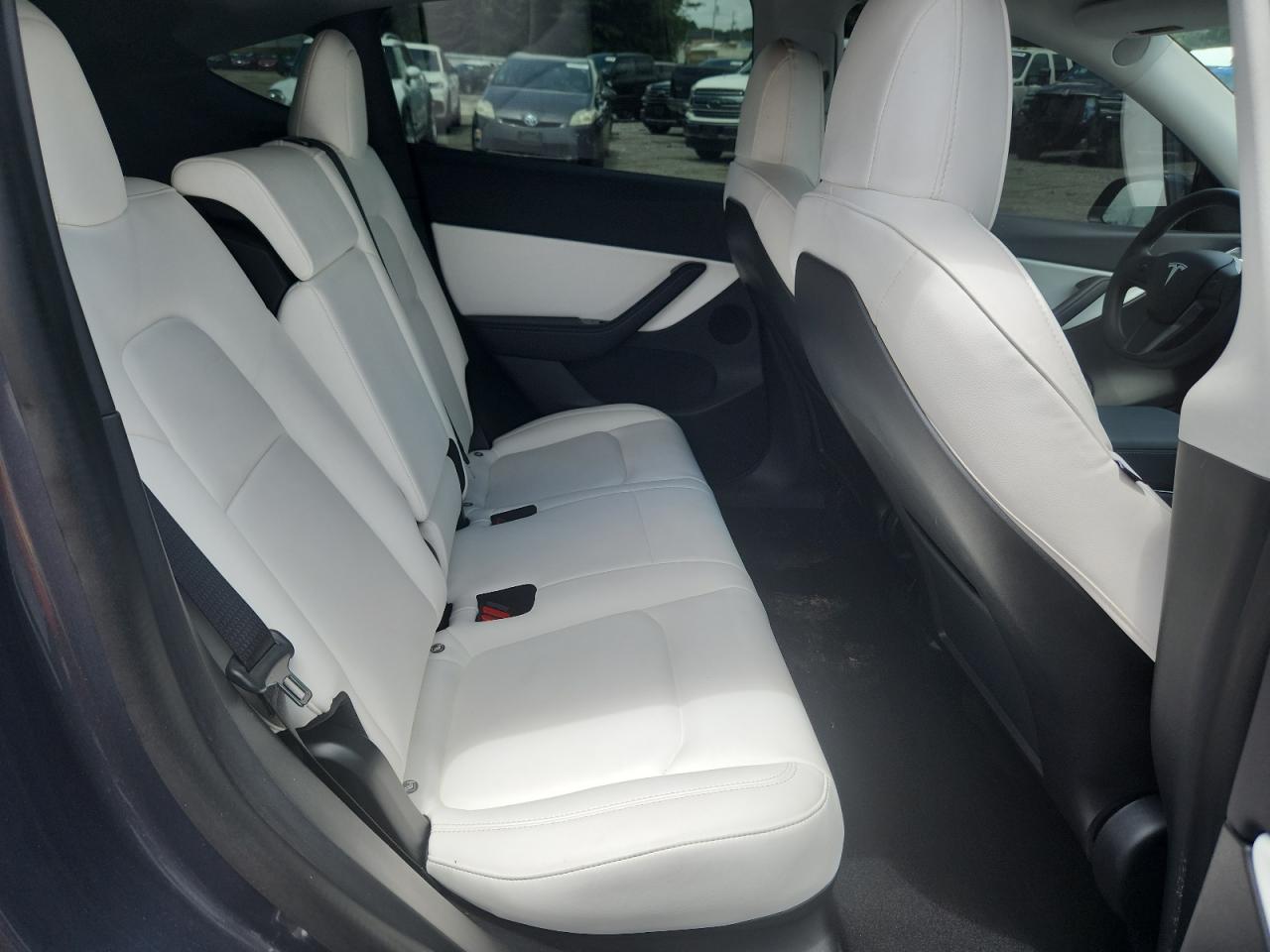 2020 Tesla Model Y VIN: 5YJYGDEE1LF032357 Lot: 65173125