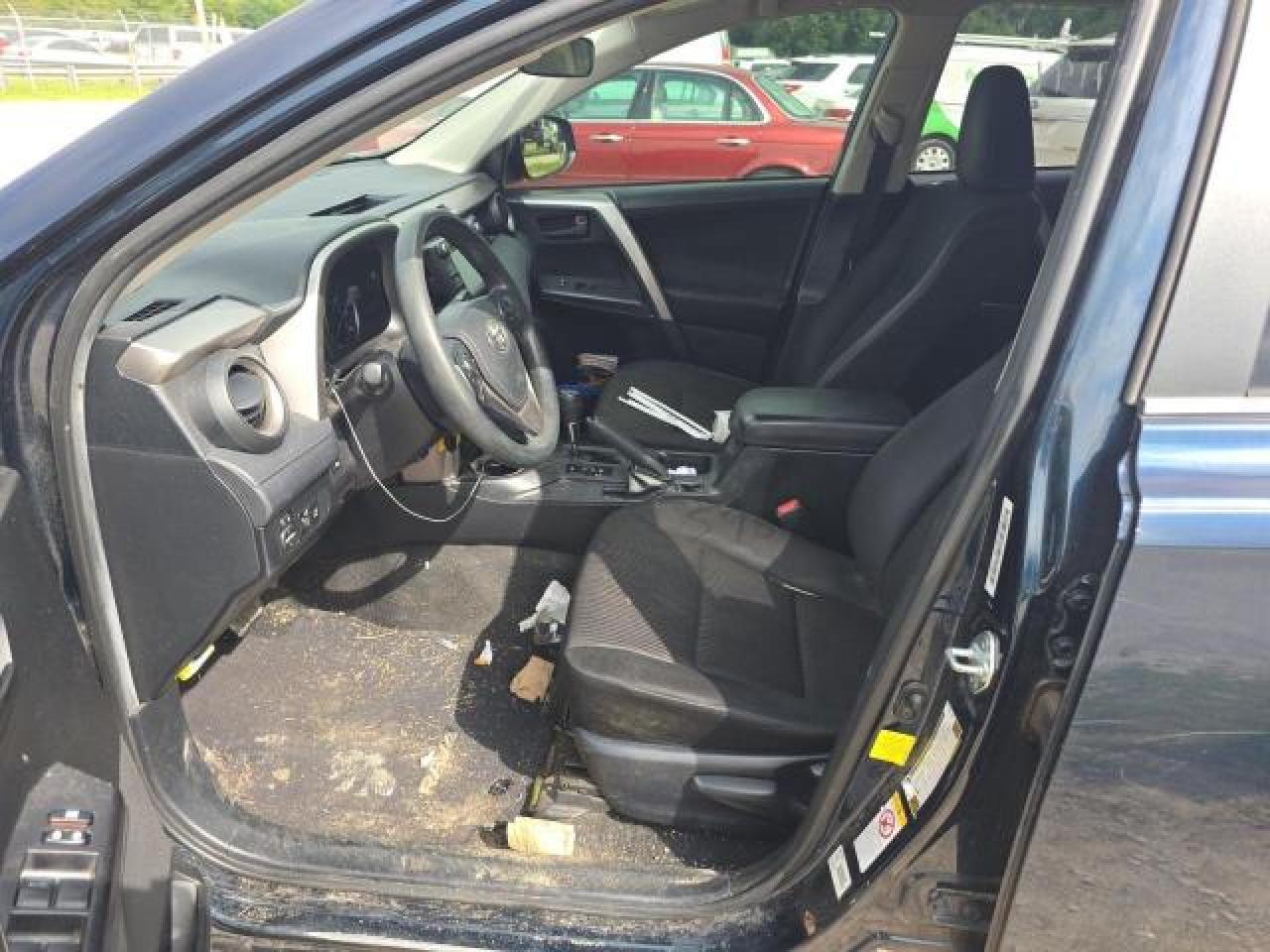JTMZFREV7HJ117398 TOYOTA RAV4 2017