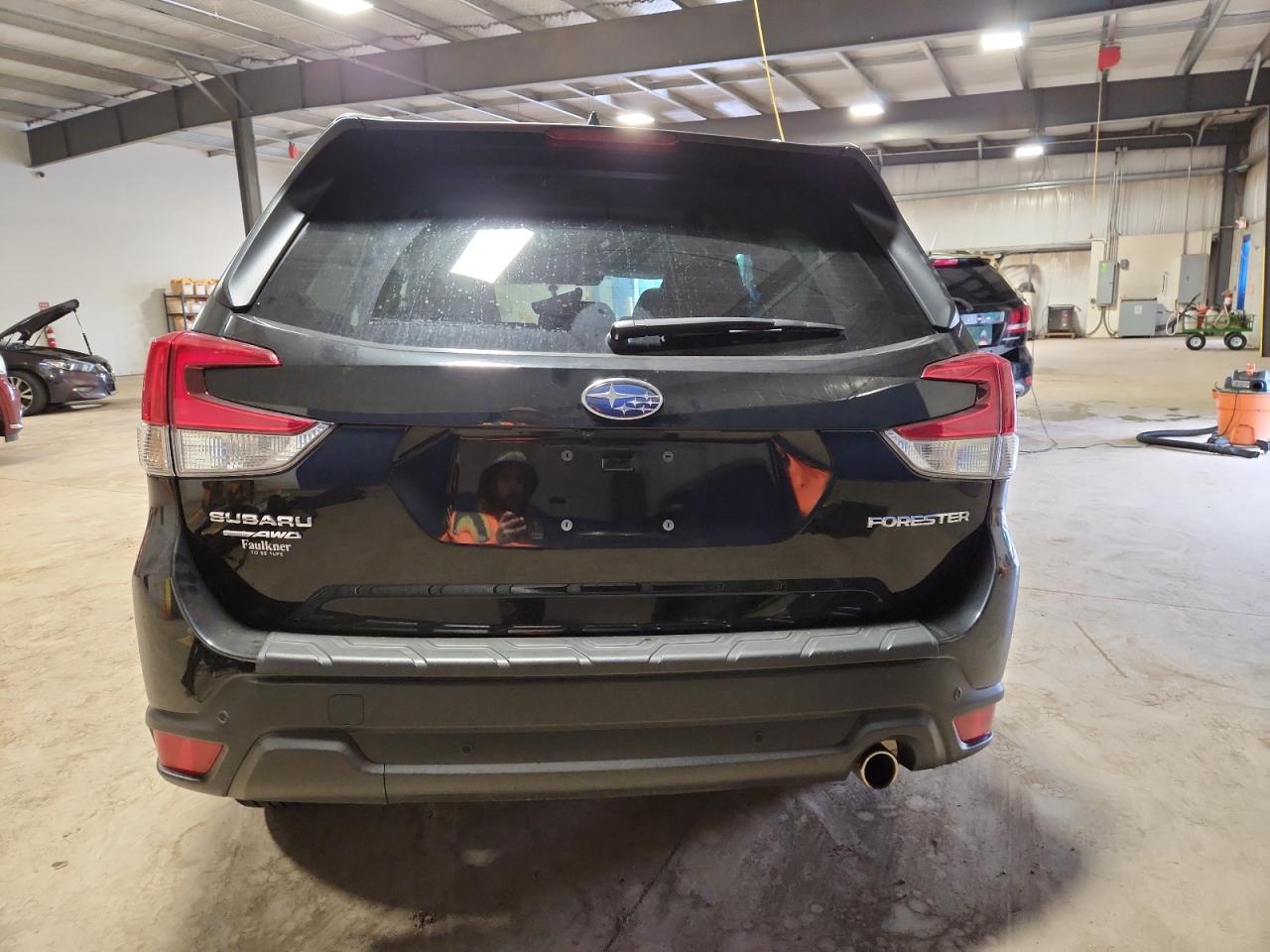 2022 Subaru Forester Limited VIN: JF2SKAPC5NH526871 Lot: 64047515