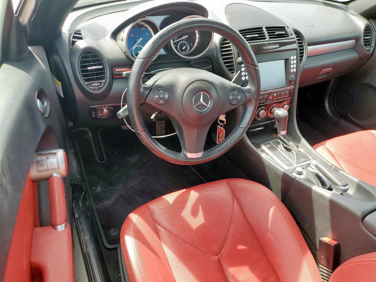 2009 Mercedes-Benz Slk 300 VIN: WDBWK54FX9F208461 Lot: 65409315