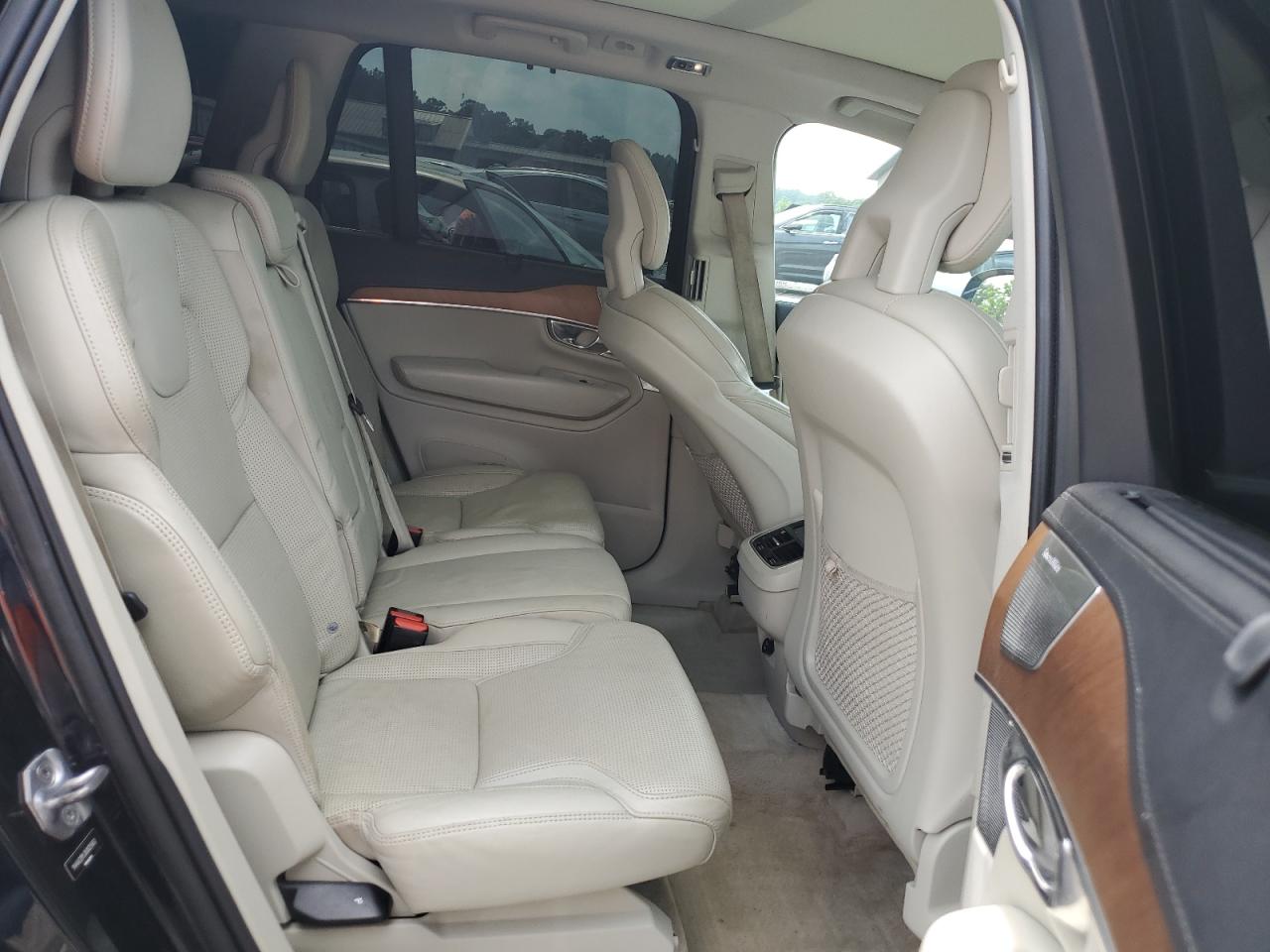 2016 Volvo Xc90 T6 VIN: YV4A22PL0G1025802 Lot: 64106605
