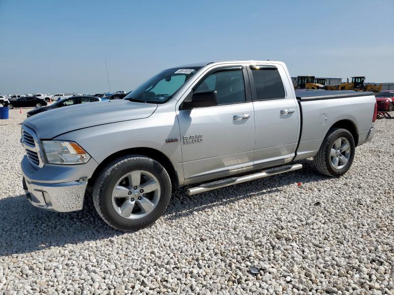 Pickups RAM 1500 2015 Srebrny