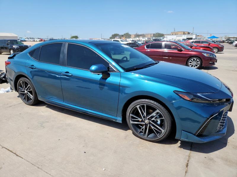  TOYOTA CAMRY 2025 Зеленый