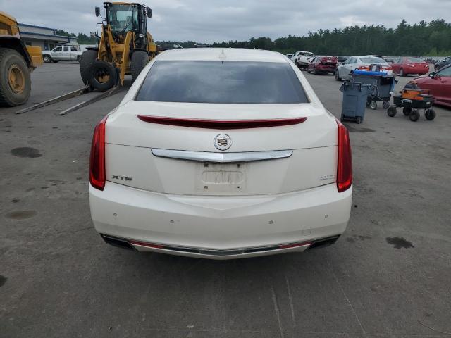  CADILLAC XTS 2013 Белы