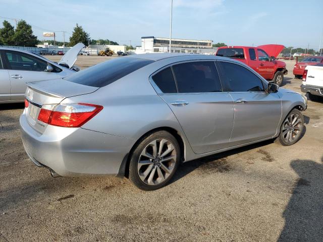 Sedans HONDA ACCORD 2014 Srebrny