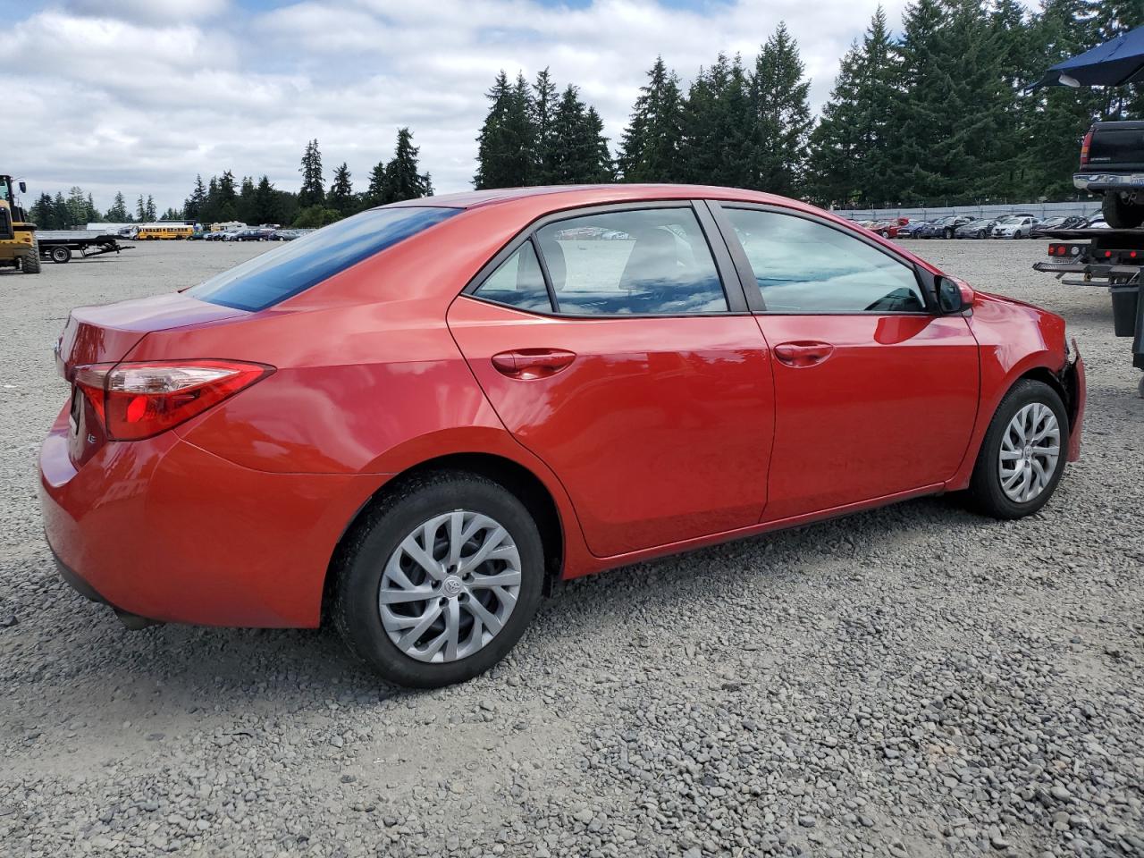 2T1BURHE1JC043271 TOYOTA COROLLA 2018