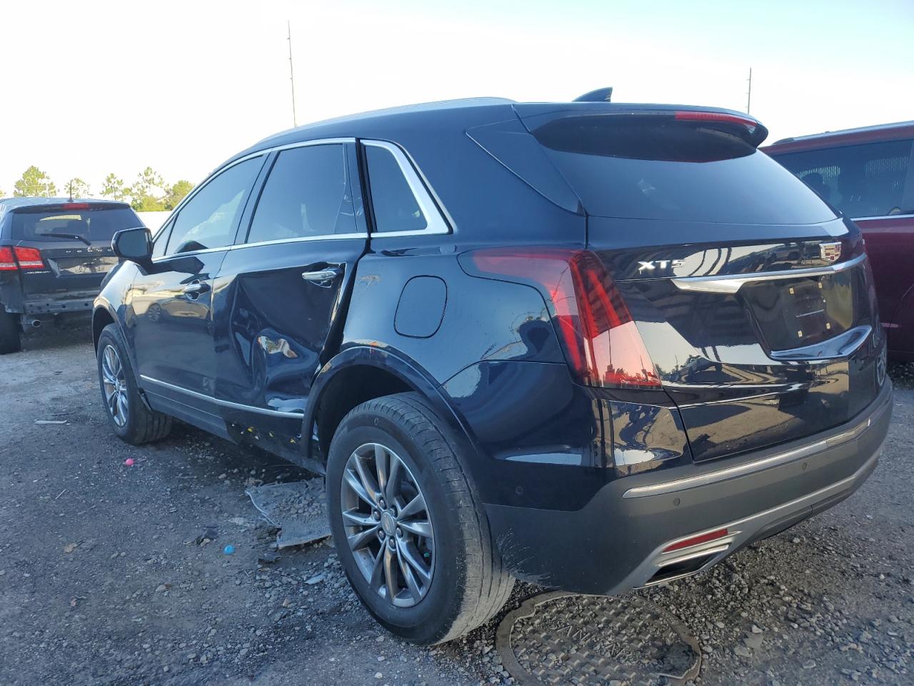 1gykncrs2nz100484 1GYKNCRS2NZ100484 2022 Cadillac Xt5 Premium Luxury
