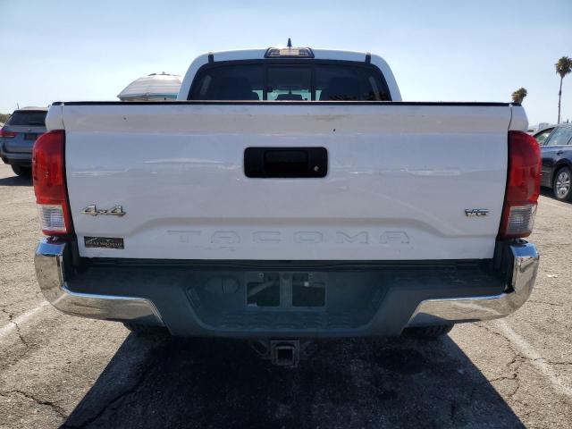  TOYOTA TACOMA 2017 Biały