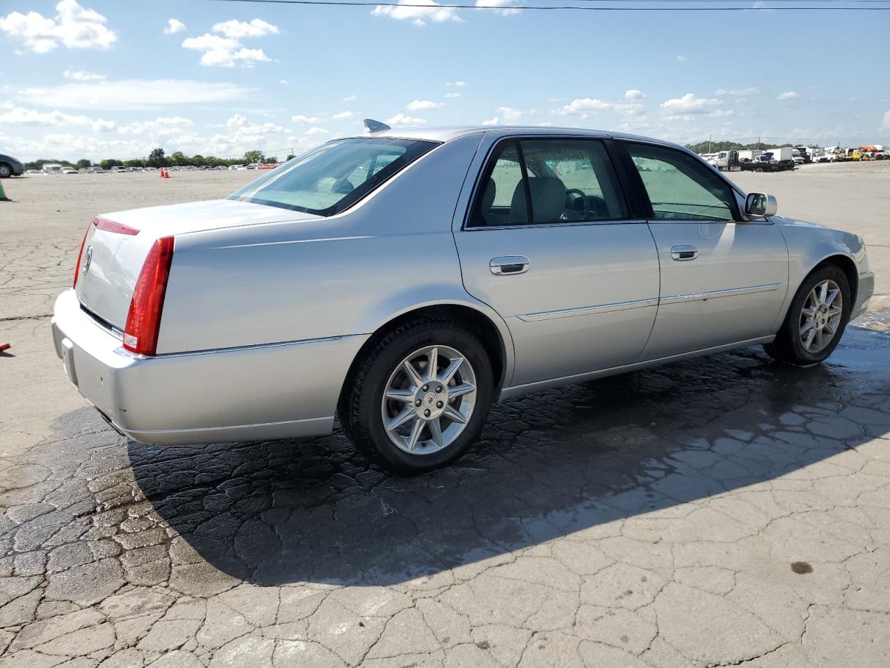1g6kd5e62bu150830 1G6KD5E62BU150830 2011 Cadillac Dts Luxury Collection