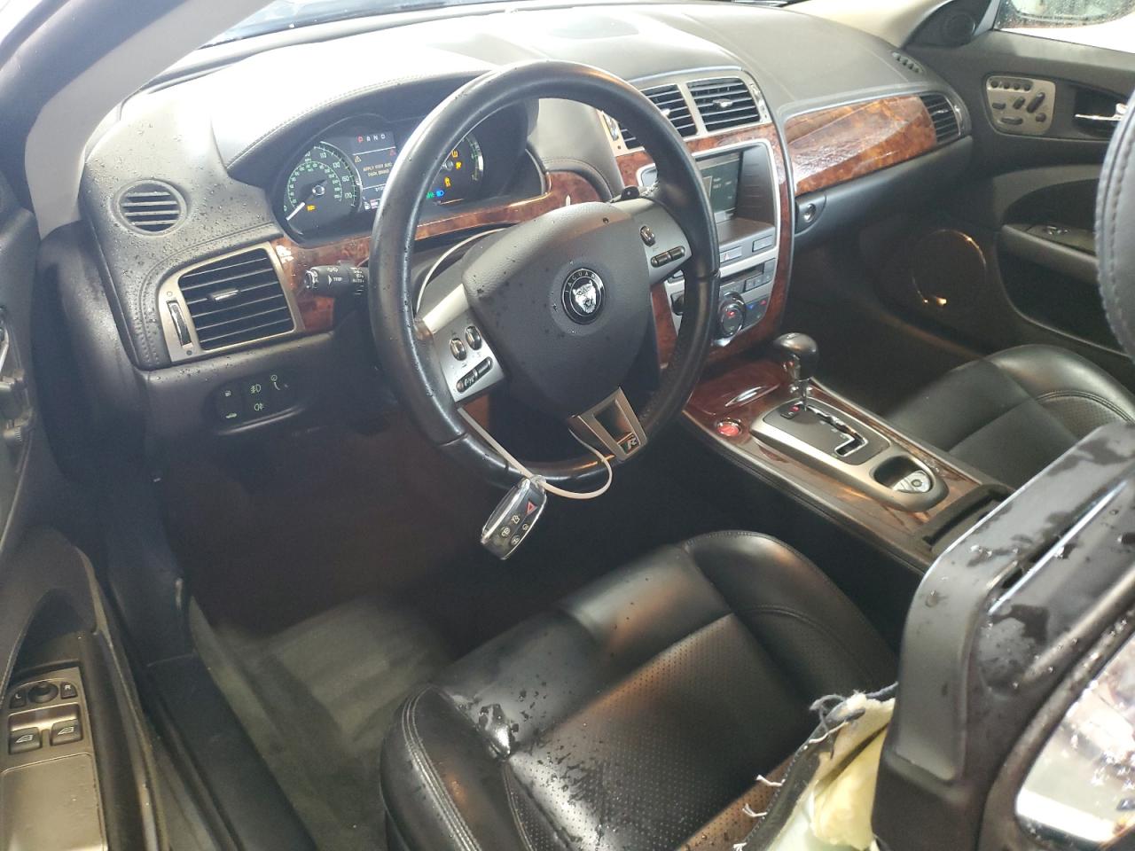 2007 Jaguar Xkr VIN: SAJWA43C879B12933 Lot: 64121995